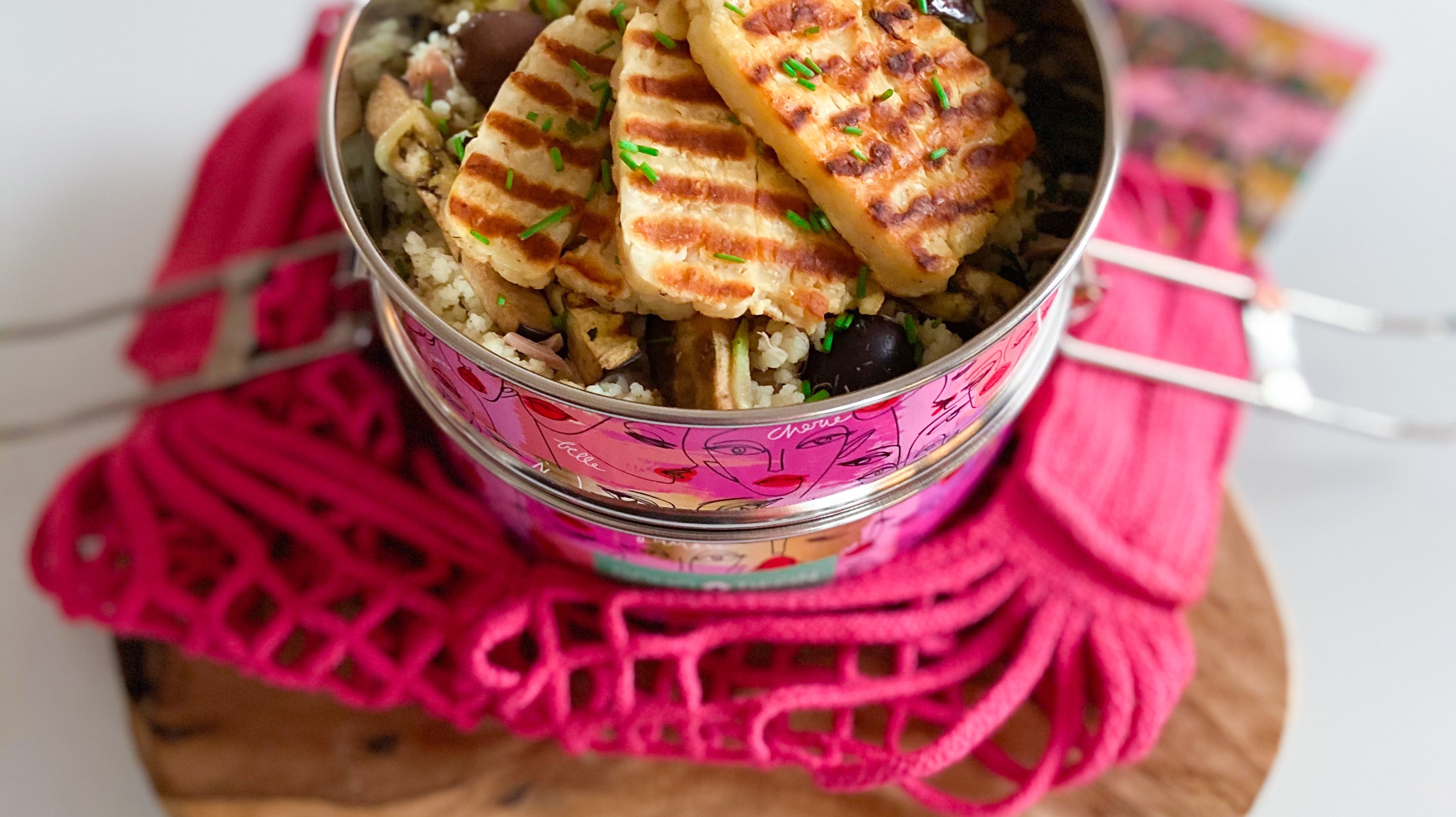 Couscous salade met gegrilde groenten en halloumi