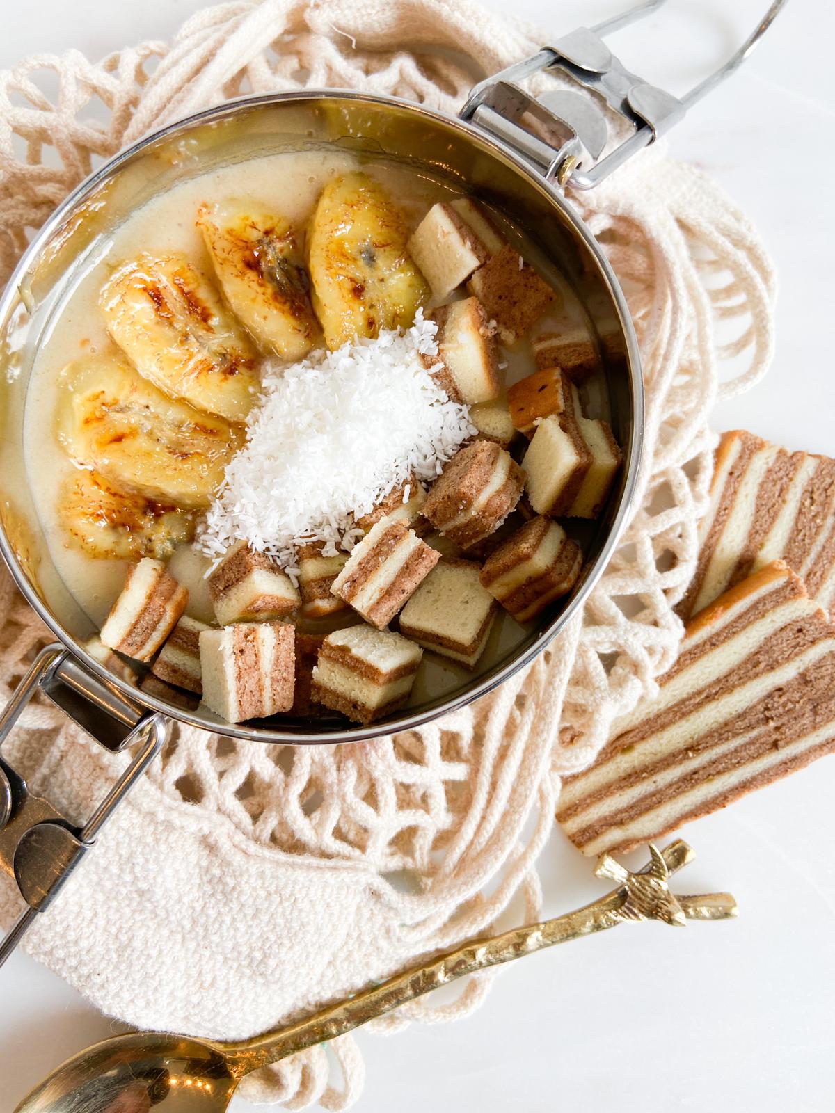 Smoothie Bowl met gebakken Banaan en Spekkoek